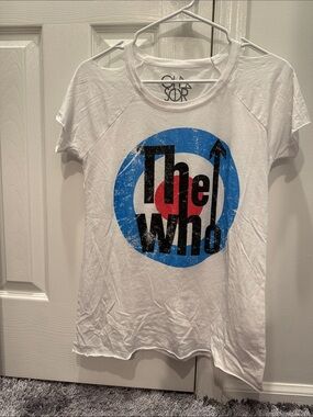Chasor The Who Graphic Tee - White with Blue & Red Target Logo. Size small
